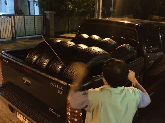 ยาง Bridgestone 245 70 16 ปี17 มี7ชุด ดอกเต็ม ไม่มีปะ เนื้อนิ่มๆ ราคาไม่แพง