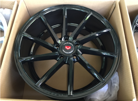 ล้อใหม่ Vossen ขอบ18 รุ่นใหม่ล่าสุด มี2สี มีแค่5ชุด ราคาเร้าใจ