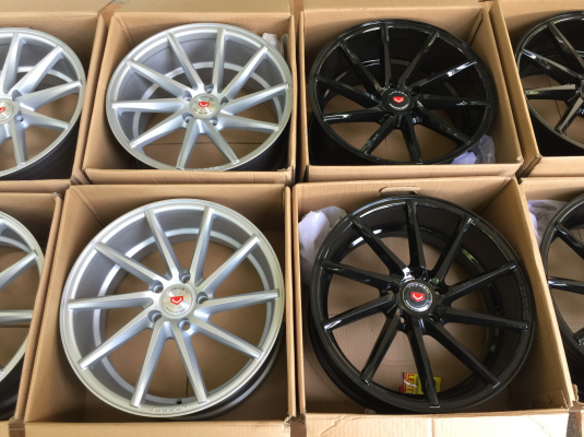 ล้อใหม่ Vossen ขอบ18 รุ่นใหม่ล่าสุด มี2สี มีแค่5ชุด ราคาเร้าใจ