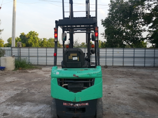 รถฟอร์คลิฟต์ Mitsubishi KFG15D ยก 1.5 ตัน ยกสูง 3 เมตร รถนอกพึ่งนำเข้ามา ยังไม่เคยใช้งานในไทย เป็นรถรุ่นใหม่ พร้อมใช้งาน
