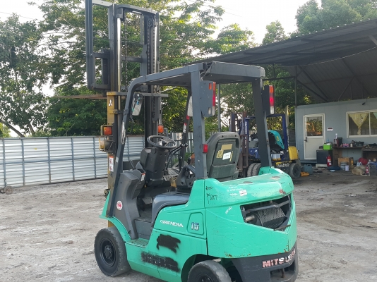 รถฟอร์คลิฟต์ Mitsubishi KFG15D ยก 1.5 ตัน ยกสูง 3 เมตร รถนอกพึ่งนำเข้ามา ยังไม่เคยใช้งานในไทย เป็นรถรุ่นใหม่ พร้อมใช้งาน