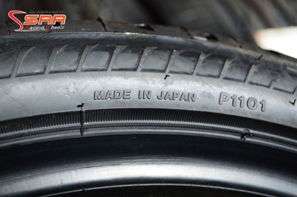 BRIDGESTONE POTENZA S001 255/35R18 เส้นละ 11,000 บาท BRIDGESTONE POTENZA S001 255/35R18 เส้นละ 11,000 บาท