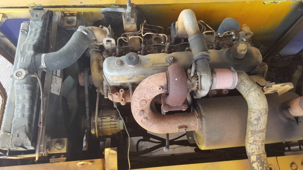 ขาย แบคโฮ KOMATSU PC200-3 คอนโทรลสั้น เครื่องแน่น ปั้มดี เอวแน่น โซ่ 70\% รถใช้งานได้ดี เอกสารใบซื้อขาย