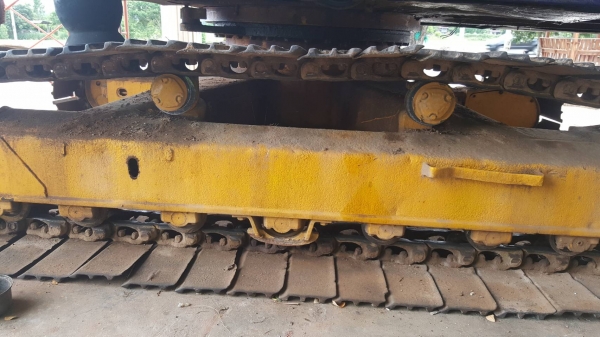 ขาย แบคโฮ KOMATSU PC200-3 คอนโทรลสั้น เครื่องแน่น ปั้มดี เอวแน่น โซ่ 70\% รถใช้งานได้ดี เอกสารใบซื้อขาย