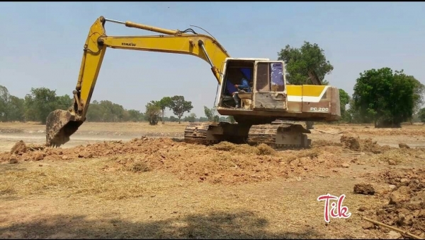 ขายแบคโฮ KOMATSU PC200-5