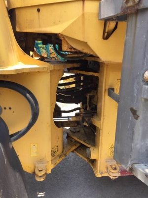 ขาย KOMATSU WA300-3 นำเข้าจากญี่ปุ่น โทร.090-986-2521 อ๊อบ