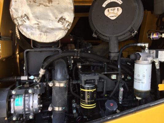 KOMATSU WA320-6 รุ่นใหม่กว่าห้างในไทย นำเข้าจากญี่ปุ่น สภาพดีมากสวยแบบเดิมๆมาเลยครับ KOMATSU WA320-6 รุ่นใหม่กว่าห้างในไทย นำเข้าจากญี่ปุ่น สภาพดีมากสวยแบบเดิมๆมาเลยครับ