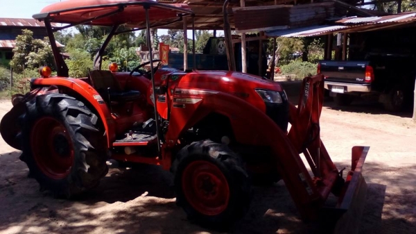 รถคูโบต้า 4708 รถปี่2555 ดันหน้า พาลหลัง เล่มทะเบียนพร้อม รถคูโบต้า 4708 รถปี่2555 ดันหน้า พาลหลัง เล่มทะเบียนพร้อม