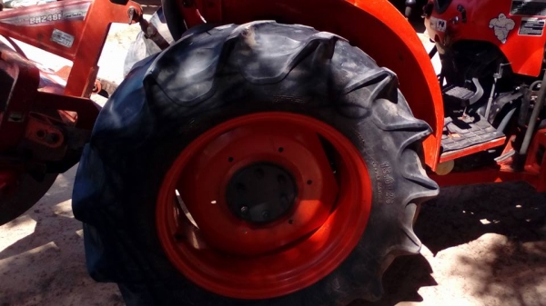 รถคูโบต้า 4708 รถปี่2555 ดันหน้า พาลหลัง เล่มทะเบียนพร้อม รถคูโบต้า 4708 รถปี่2555 ดันหน้า พาลหลัง เล่มทะเบียนพร้อม