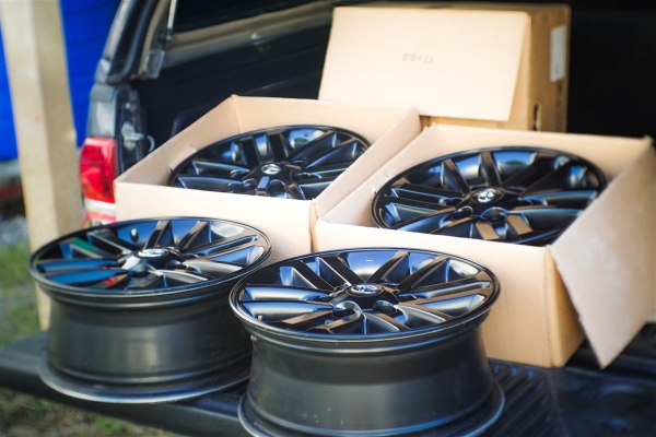 ล้อยอดนิยม Toyota Vigo Fortuner 17&quot; ทำสีดำ