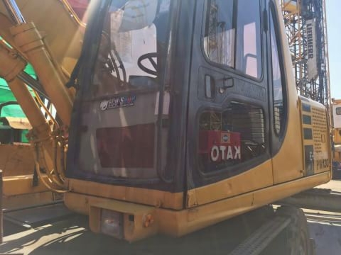 ขายล้อยางKomatsu Pc130-6 สภาพสวยพร้อมใช้ ต่อคุณอ๊อฟพิจิตร086-737-9991