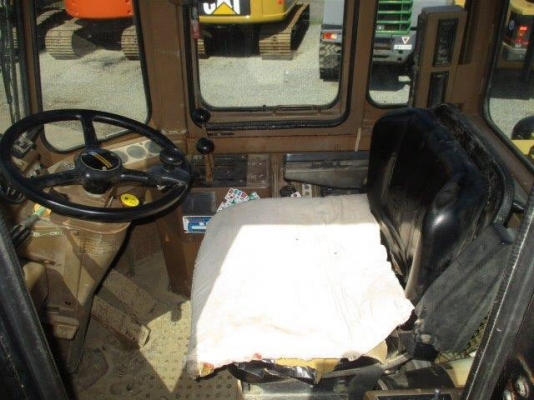 CAT 936E เก่าญี่ปุ่นแท้ สภาพสวย ราคาไม่แพง โทร.090-986-2521 อ๊อบ