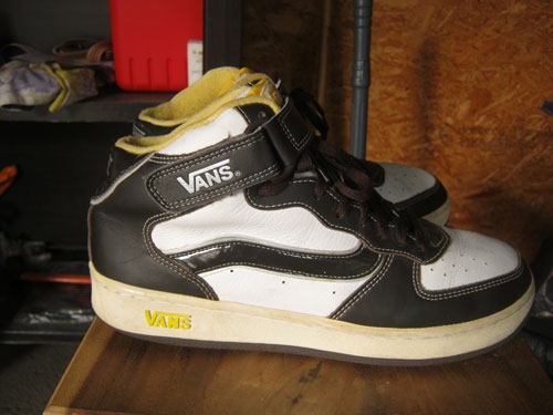 รองเท้า Vans V2001SP MID no.42.5