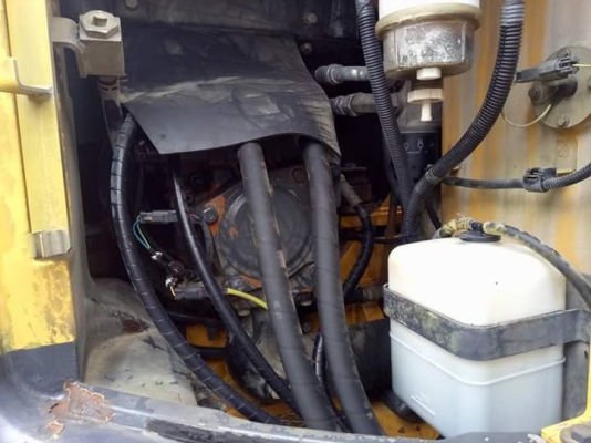 ขายรถแม็คโค KOMATSU PC 138-8 AC ค่ะ