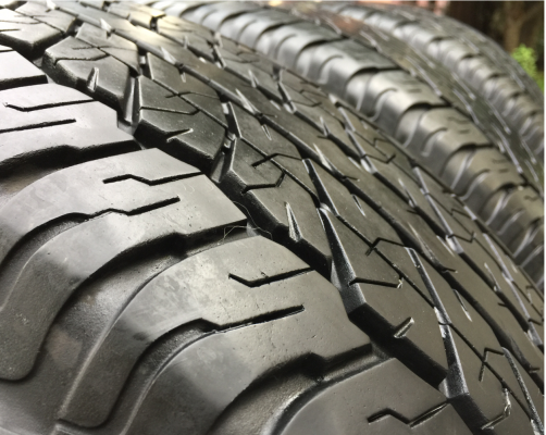 ยาง Dunlop 265 60 18 ปี16 ดอกเต็ม ไม่มีปะ เนื้อนิ่มๆ ราคาไม่แพง ยาง Dunlop 265 60 18 ปี16 ดอกเต็ม ไม่มีปะ เนื้อนิ่มๆ ราคาไม่แพง