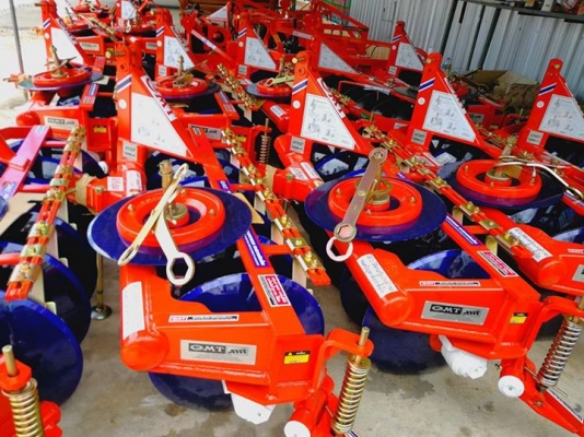 คูโบต้า L4708SP 4 WD ชุดดันหน้าช้าง ผานหลังใหม่ CMT6x24 ทำงาน 475 ชั่วโมง..จดทะเบียน ก.ค.2558