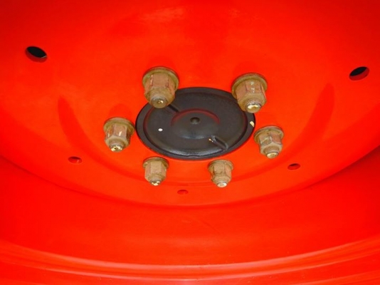 คูโบต้า L4708SP 4 WD ชุดดันหน้าช้าง ผานหลังใหม่ CMT6x24 ทำงาน 475 ชั่วโมง..จดทะเบียน ก.ค.2558