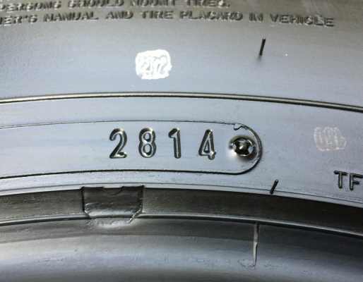 ยาง All FALKEN 265 70 16 ปี14 ดอกเต็ม ไม่มีปะ เนื้อนิ่มๆ ราคาไม่แพง
