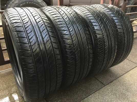 ยาง Dunlop 265 50 20 กลางปี14 ดอกเต็ม ไม่มีปะ เนื้อนิ่มๆ ราคาไม่แพง ยาง Dunlop 265 50 20 กลางปี14 ดอกเต็ม ไม่มีปะ เนื้อนิ่มๆ ราคาไม่แพง