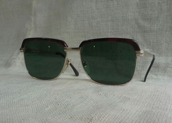 แว่นตาเจแปนิชคลับมาสเตอร์ ยุค '90s 'ไททาเนียมบริสุทธิ์' Vintage ALL TITAN handmade in Japan บิ๊กไซซ์! แว่นตาเจแปนิชคลับมาสเตอร์ ยุค '90s 'ไททาเนียมบริสุทธิ์' Vintage ALL TITAN handmade in Japan บิ๊กไซซ์!