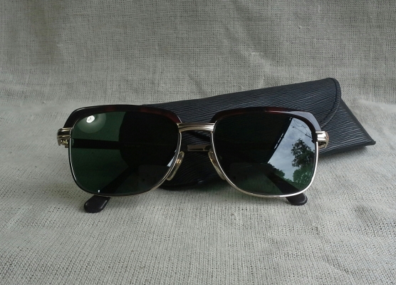 แว่นตาเจแปนิชคลับมาสเตอร์ ยุค &#039;90s  &#039;ไททาเนียมบริสุทธิ์&#039;  Vintage ALL TITAN handmade in Japan  บิ๊กไซซ์!