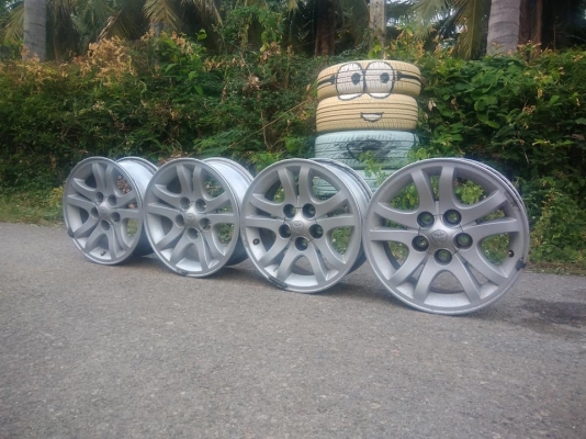 ขายล้อแม็ก Toyota Tiger D4D สีเดิมโรงงาน ขอบ 15 4 วง ราคา 5,500 บาท ขายล้อแม็ก Toyota Tiger D4D สีเดิมโรงงาน ขอบ 15 4 วง ราคา 5,500 บาท
