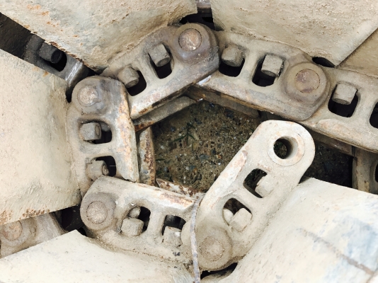 ขายโซ่ CAT 320 สวยๆ ขายโซ่ CAT 320 สวยๆ