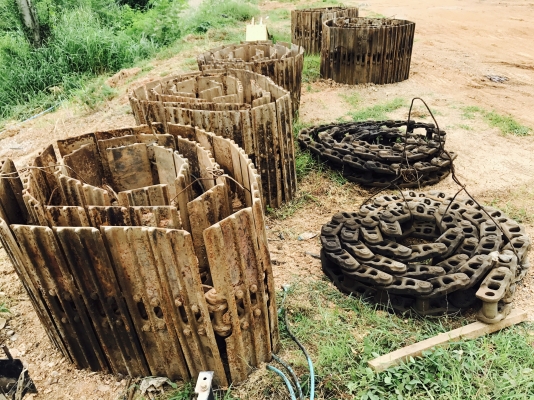 ขายโซ่ CAT 320 สวยๆ ขายโซ่ CAT 320 สวยๆ