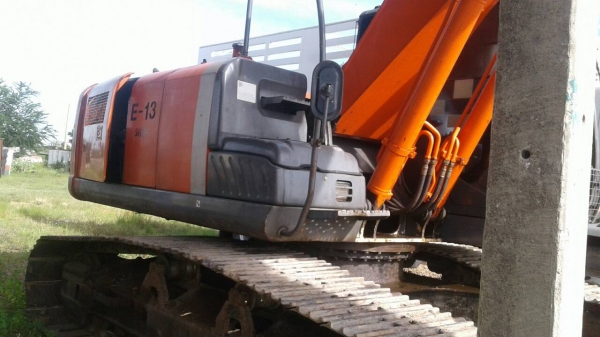 HITASHI ZS 200-3 ใช้งาน13000ช.ม เอกสารเล่มทะเบียน HITASHI ZS 200-3 ใช้งาน13000ช.ม เอกสารเล่มทะเบียน