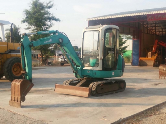รถขุด Komatsu PC25R-8 เก่าญี่ปุ่นแท้ นำเข้า