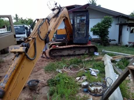 KOMATSU PC 60-3