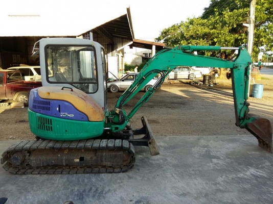 รถขุด Komatsu PC40MR-1 เก่าญี่ปุ่นแท้ เพิ่งเดินทางถึงไทย รถขุด Komatsu PC40MR-1 เก่าญี่ปุ่นแท้ เพิ่งเดินทางถึงไทย