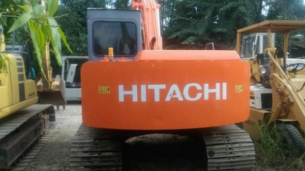 ขายHITACHI  EX90  รถเก่าใน  สภาพดี  ตรวจเช็คระบบพร้อมใช้  โทร  089-3818694  ดวงนภา