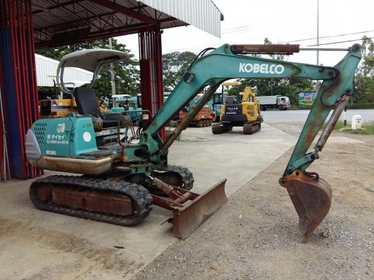 รถขุด Kobelco SK030-1 รถใช้งานในญี่ปุ่น นำเข้าแท้100\%ทุกคัน