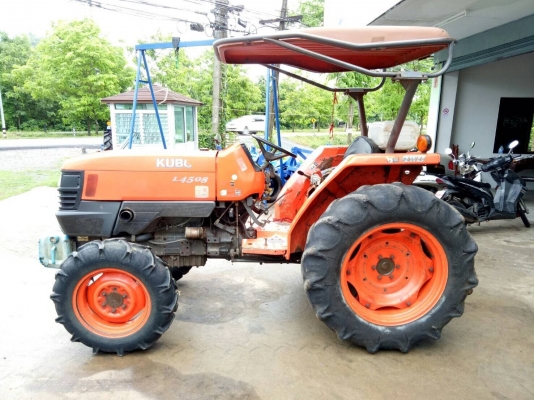 ขายด่วน !!คูโบต้า L4508 45 แรง ตัวเปล่า