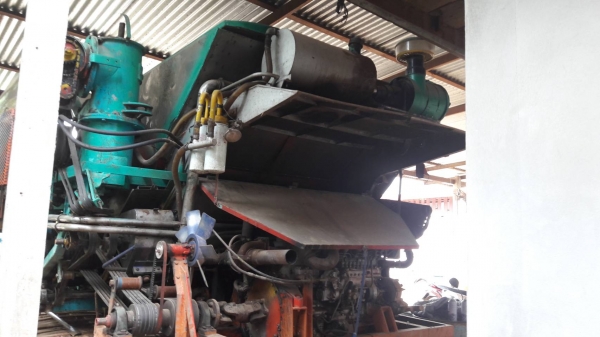 ขายรถเกี่ยวข้าวแบบอุ้ม ตัวเดิน 200 ปั้มใดกิ๊นปั้มแฝด สนใจติดต่อได้ที่เบอร์ 081-257-2986