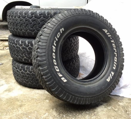 ยางBF All-Terrain 265/75/16 ตัวหนังสือขาว สภาพดี4เส้น