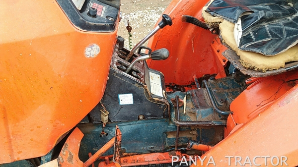 รถเข้าใหม่#ปัญญาแทรคเตอร์..จัดมาให้ครับ ด่วน 75,000 บาท.  คูโบต้า L2602DT 26 แรงม้า 4WD ตัวเปล่า สภาพเดิมๆ จัดส่ง อ.บึงสามพัน จ.เพชรบูรณ์