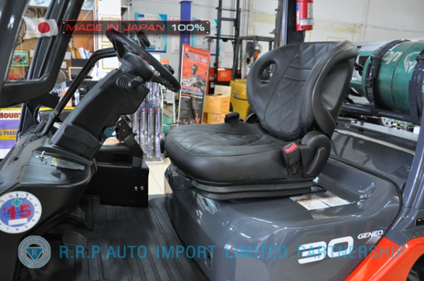 ขายรถโฟล์คลิฟท์มือสอง TOYOTA รุ่น 8FG30-10596 นำเข้าจากประเทศญี่ปุ่น 100\% ไม่เคยใช้งานในไทย