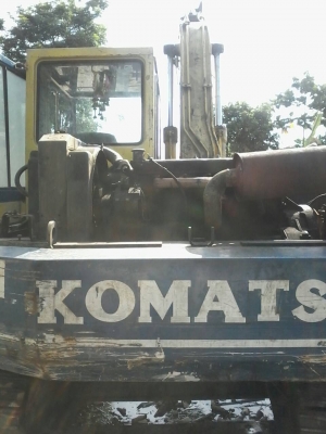 ขายด่วน KOMATSU PC120-3 สภาพสวยพร้อมใช้งาน ช่วงล่างใหม่ เอวแน่น เครื่องปั้มดี เยี่ยม รถพร้อมใช้งานครับ ราคาเบาๆ สนใจสอบถาม 093-0764943  088-3223272