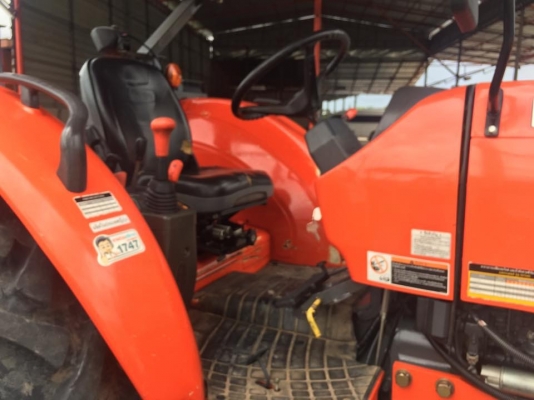 Kubota m7040