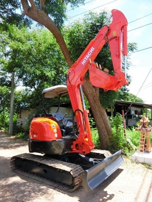 ขายรถขุด ยี่ห้อ : HITACHI แบบ : ZX50U ราคา 490,000 บาท (ราคาต่อรองได้)  มีลายหัวกระแทก  #คอลโทนสั้นปั้มนิ้ว เครื่องยนต์อีซูซุ4สูบ   #รถเก่านอกแท้นำเข้าจากญี่ปุ่น มีเอกสารใบอินวอย  รถไม่เคยใช้งานในไทย100\%  สนใจติดต่อ-สอบถาม-ต่อรองราคา โทร : 099-907-9273 กิ