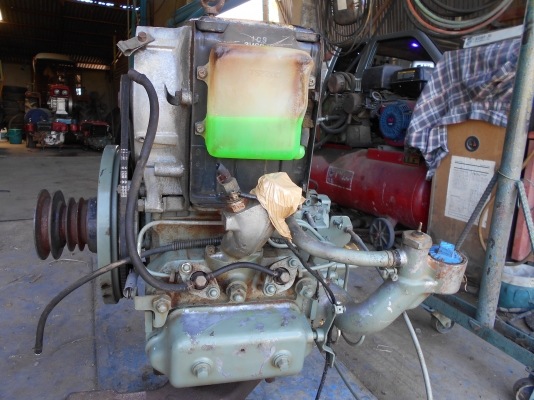 ขายเครื่องยันม่า  สอง สูบ19 แรง DI เครื่องแน่นเก่าญี่ปุ่นยังไม่เคยใช้งาน