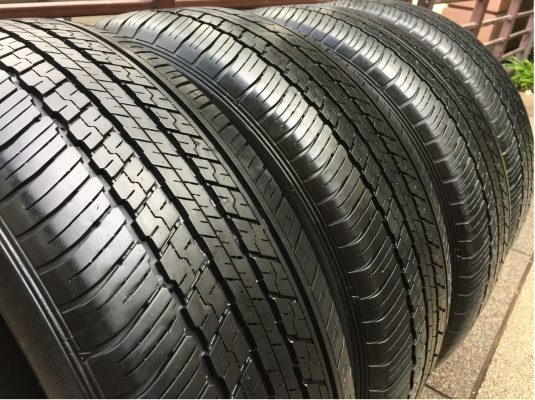 ยาง Dunlop 225 60 18 ปี15 ดอกเต็ม เนื้อนิ่มๆ ใช้ยาว ราคาไม่แพง ยาง Dunlop 225 60 18 ปี15 ดอกเต็ม เนื้อนิ่มๆ ใช้ยาว ราคาไม่แพง