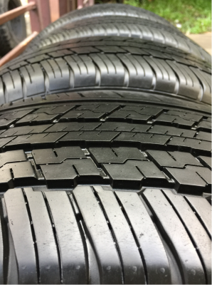 ยาง Dunlop 225 60 18 ปี15 ดอกเต็ม เนื้อนิ่มๆ ใช้ยาว ราคาไม่แพง