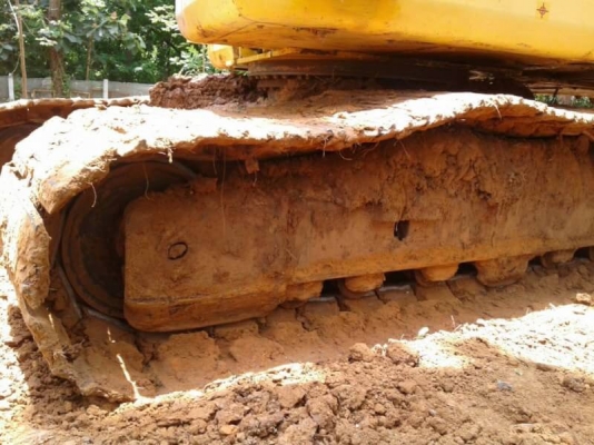 รถขุด KOMATSU PC200-8