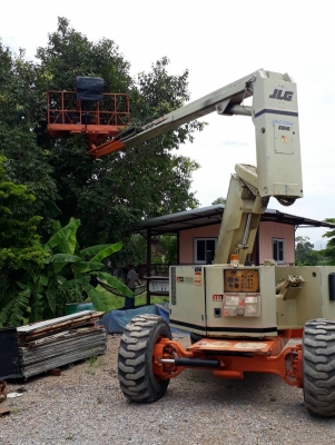ขาย รถกระเช้า ยี่ห้อ JLG ขาย รถกระเช้า ยี่ห้อ JLG
