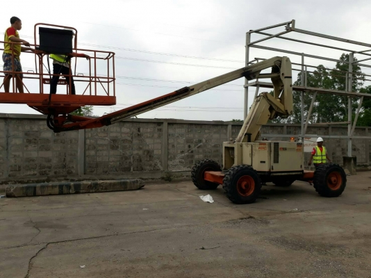 ขาย รถกระเช้า ยี่ห้อ JLG ขาย รถกระเช้า ยี่ห้อ JLG