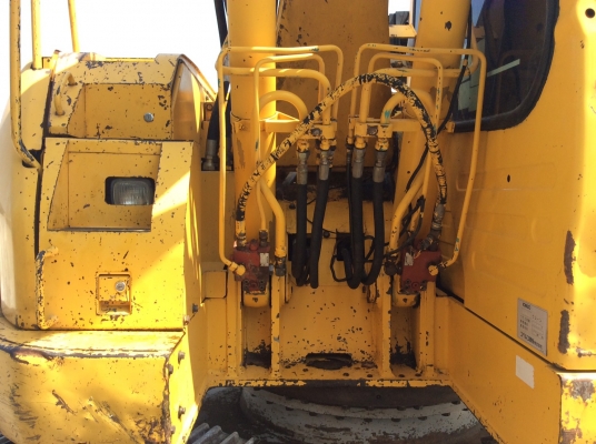 KOBELCO SK200SR เครื่อง ปั๊มดี เอวแนน ช่วงล่างสวย ไฟฟ้าครบ เอกสารinvoice KOBELCO SK200SR เครื่อง ปั๊มดี เอวแนน ช่วงล่างสวย ไฟฟ้าครบ เอกสารinvoice