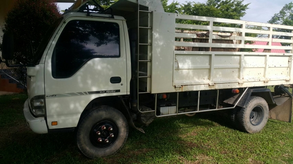 ขาย ISUZU NPR 130 ปี 2549 (ดั้ม) ขาย ISUZU NPR 130 ปี 2549 (ดั้ม)